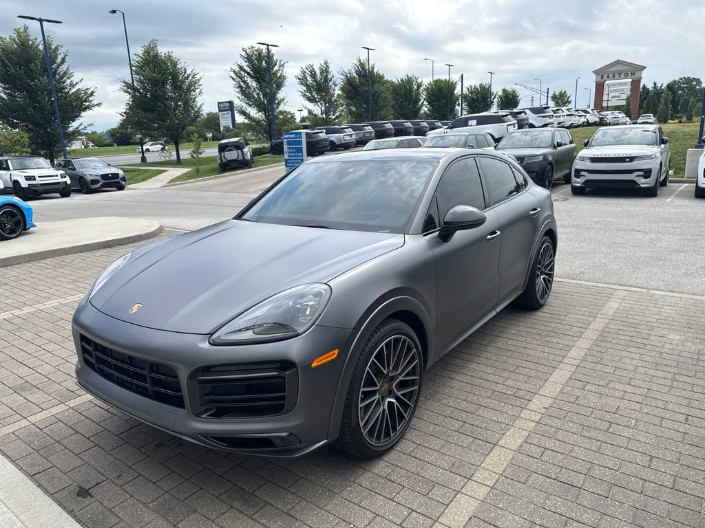 Used 2022 Porsche Cayenne GTS AWD/4WD image 8