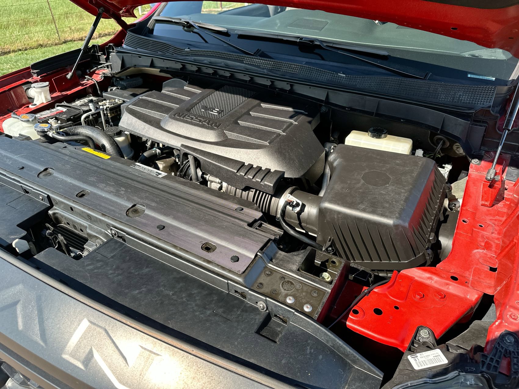 Used 2022 Nissan Titan PRO-4X w/ Pro-4x Utility Package image 23