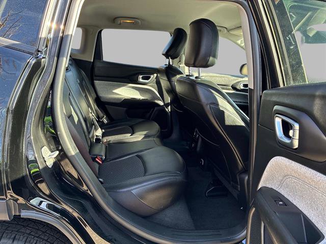 Certified 2022 Jeep Compass Latitude image 10