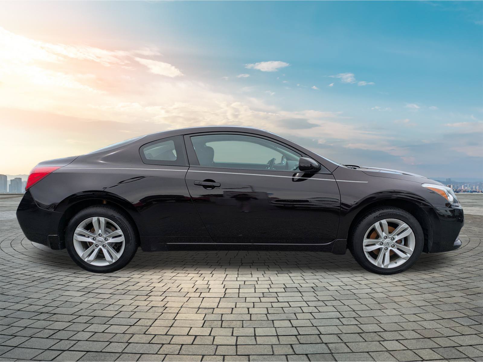 Used 2011 Nissan Altima 2.5 S FWD image 4