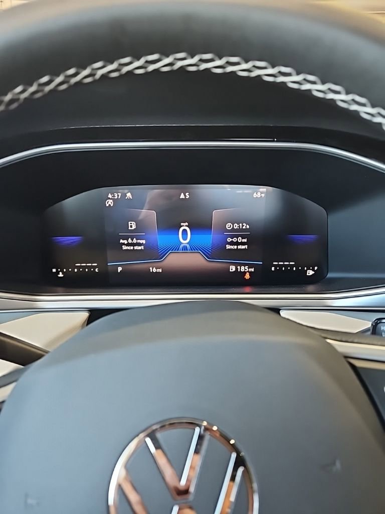 New 2026 Volkswagen Taos SE image 33