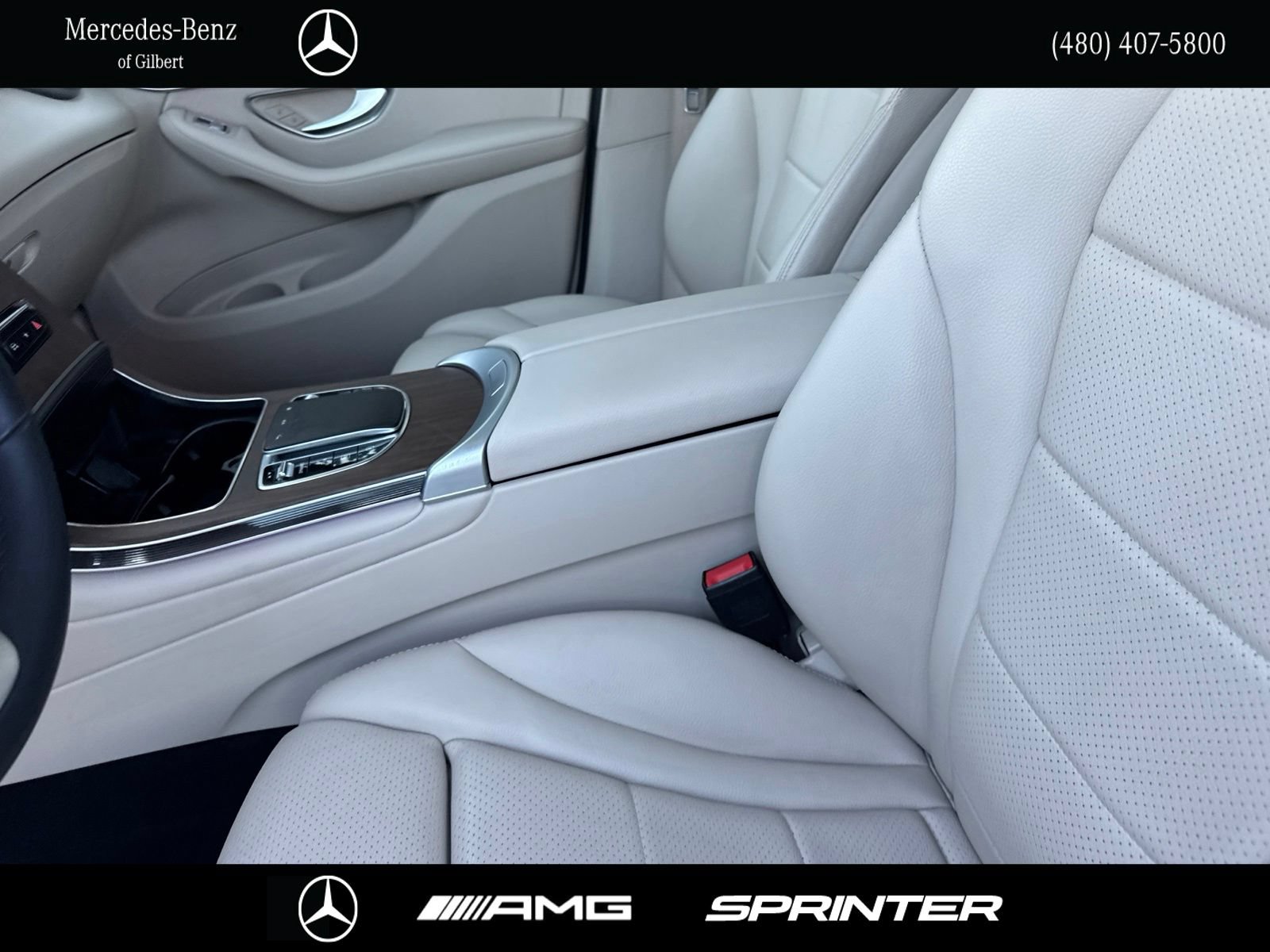 Used 2022 Mercedes-Benz GLC 300 w/ Premium Package Lite image 9