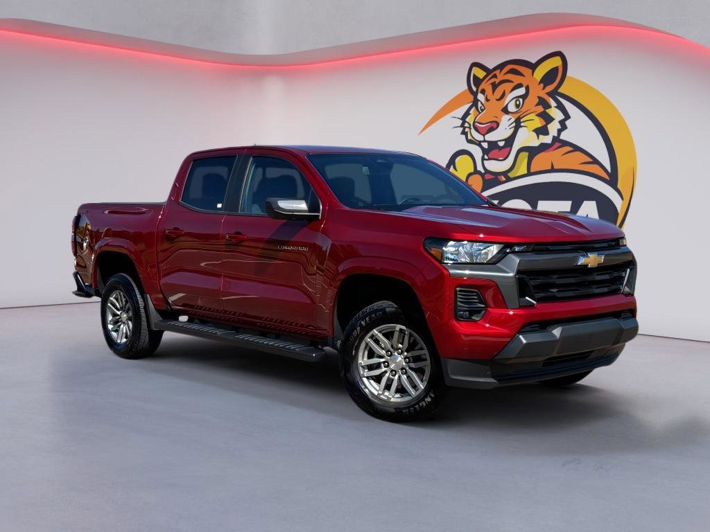 Used 2023 Chevrolet Colorado LT w/ LT Convenience Package II image 3