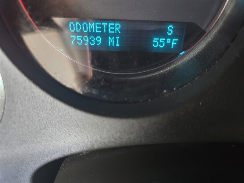 Used 2010 GMC Yukon Denali AWD/4WD image 26
