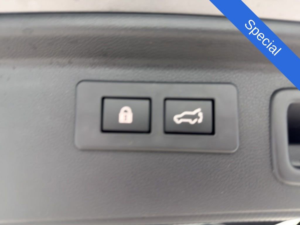 Used 2023 Subaru Forester Premium image 10