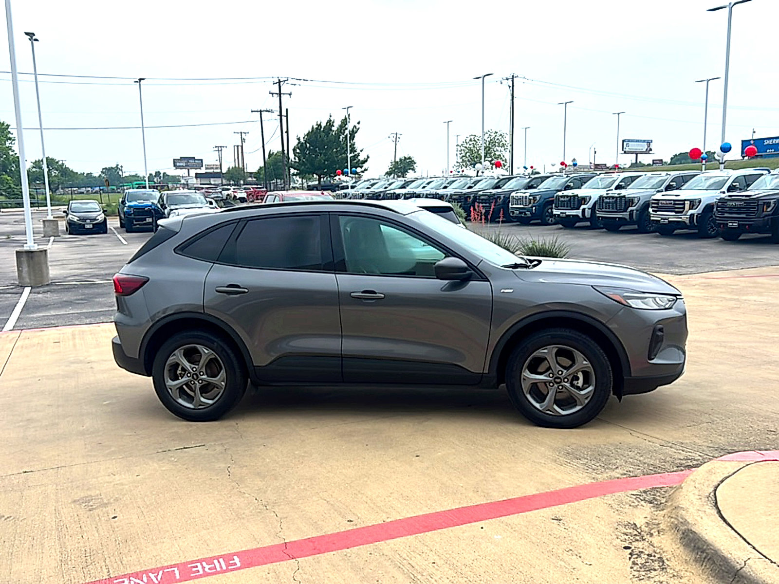 Used 2025 Ford Escape ST-Line AWD/4WD image 5