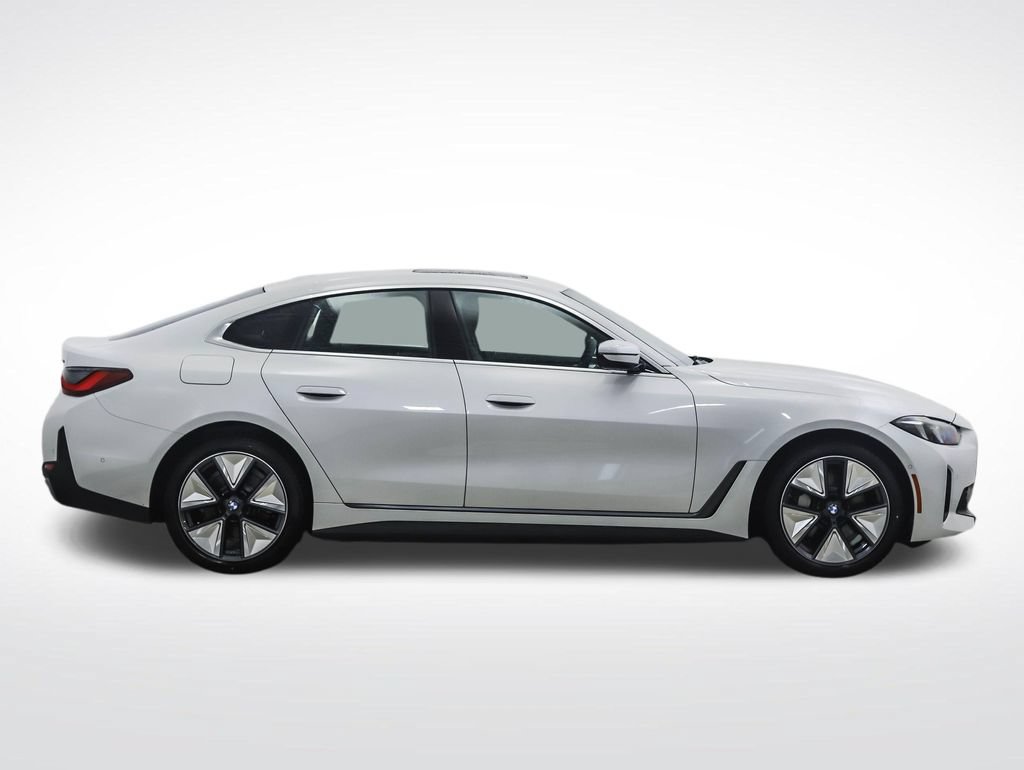 Used 2026 BMW i4 xDrive40i w/ Parking Assistance Package AWD/4WD image 6