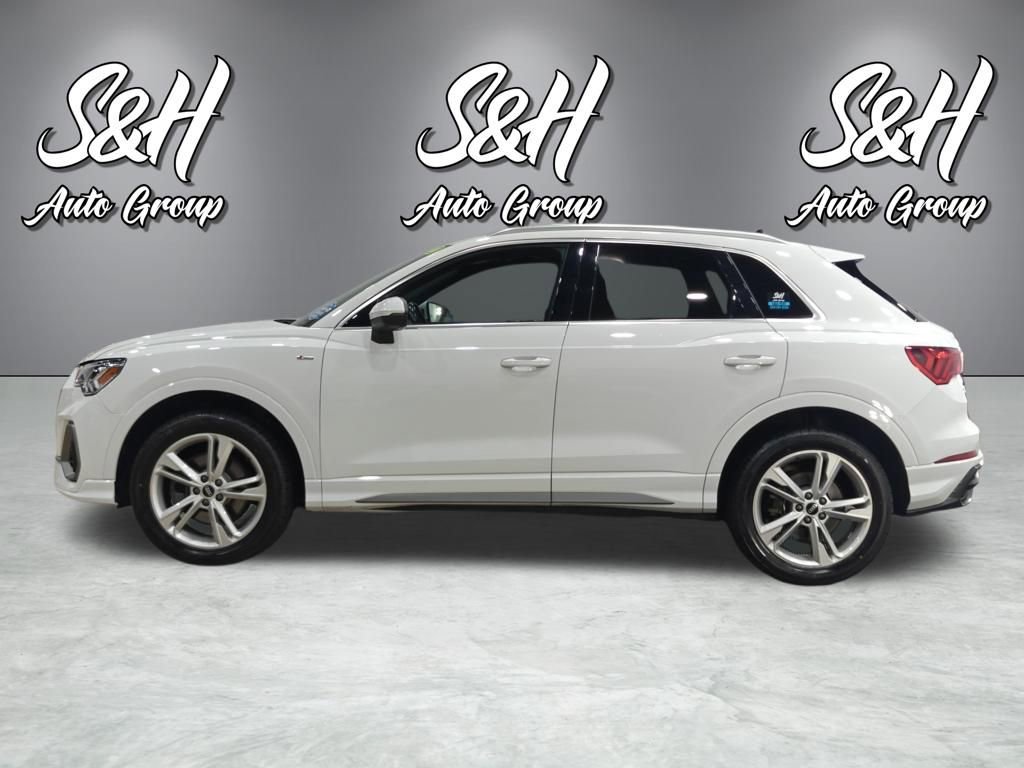 Used 2022 Audi Q3 2.0T Premium Plus w/ Premium Plus Package image 16