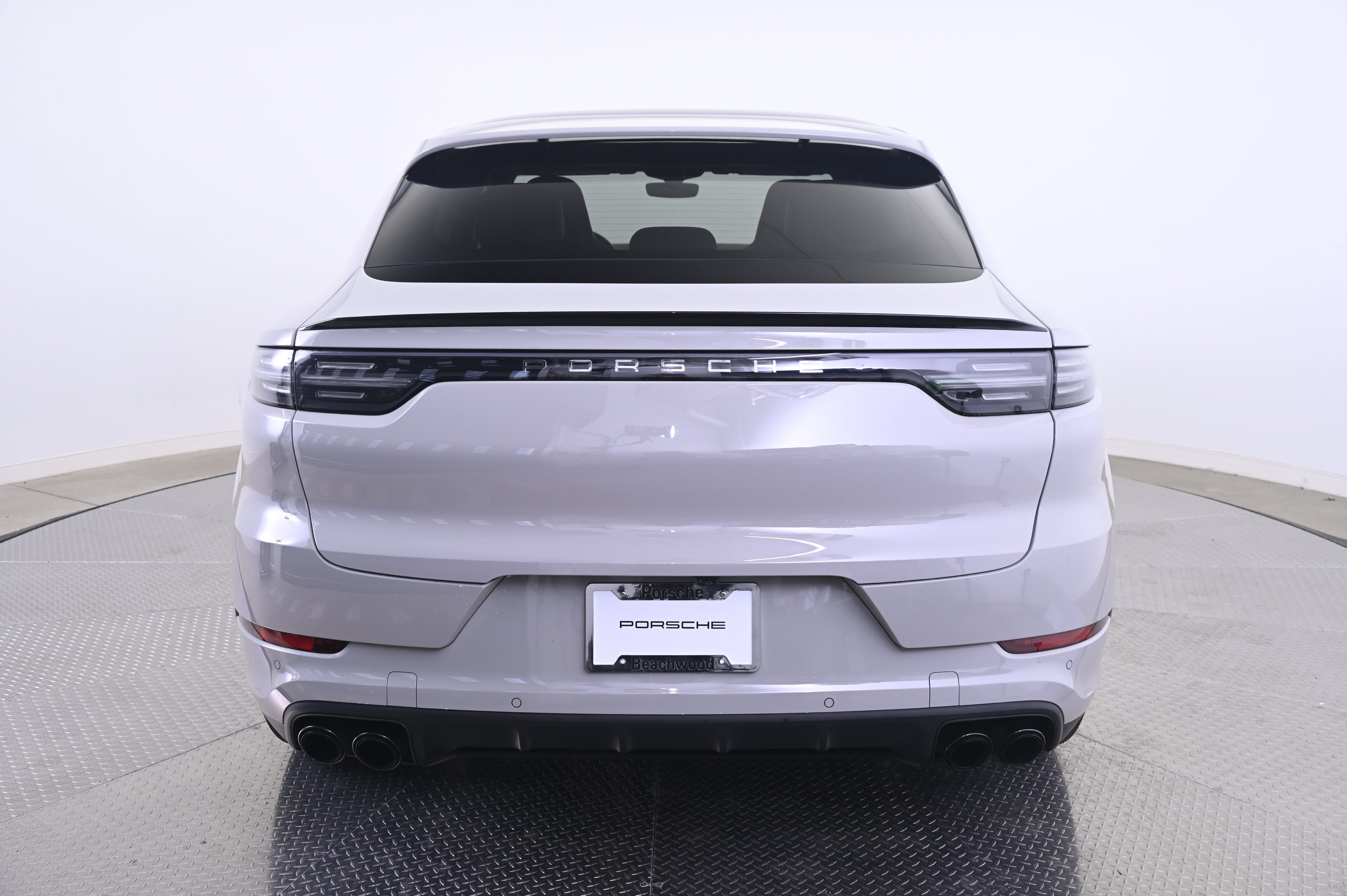 Certified 2023 Porsche Cayenne Turbo AWD/4WD image 6