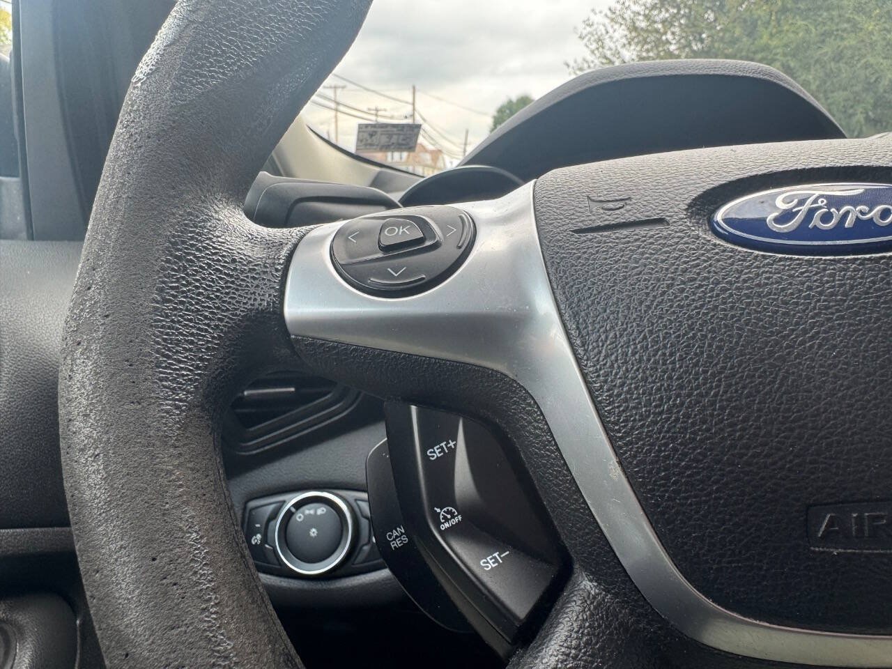 Used 2014 Ford Escape S FWD image 29