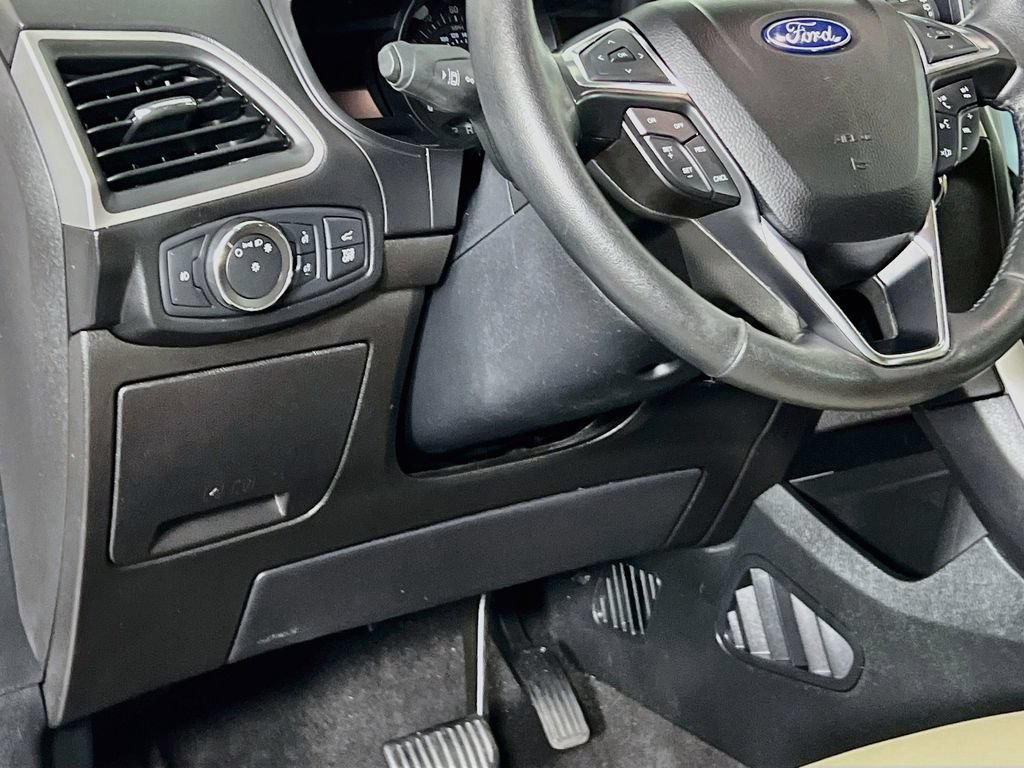 Used 2022 Ford Edge SEL w/ Convenience Package AWD/4WD image 12