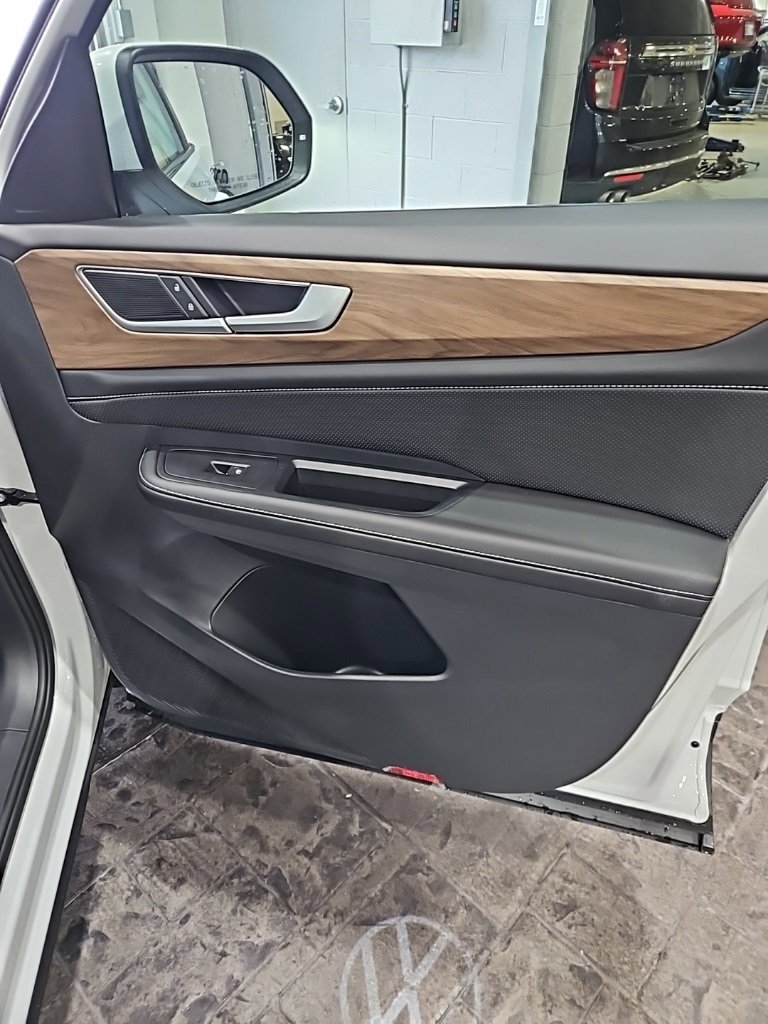 New 2026 Volkswagen Atlas SE image 11