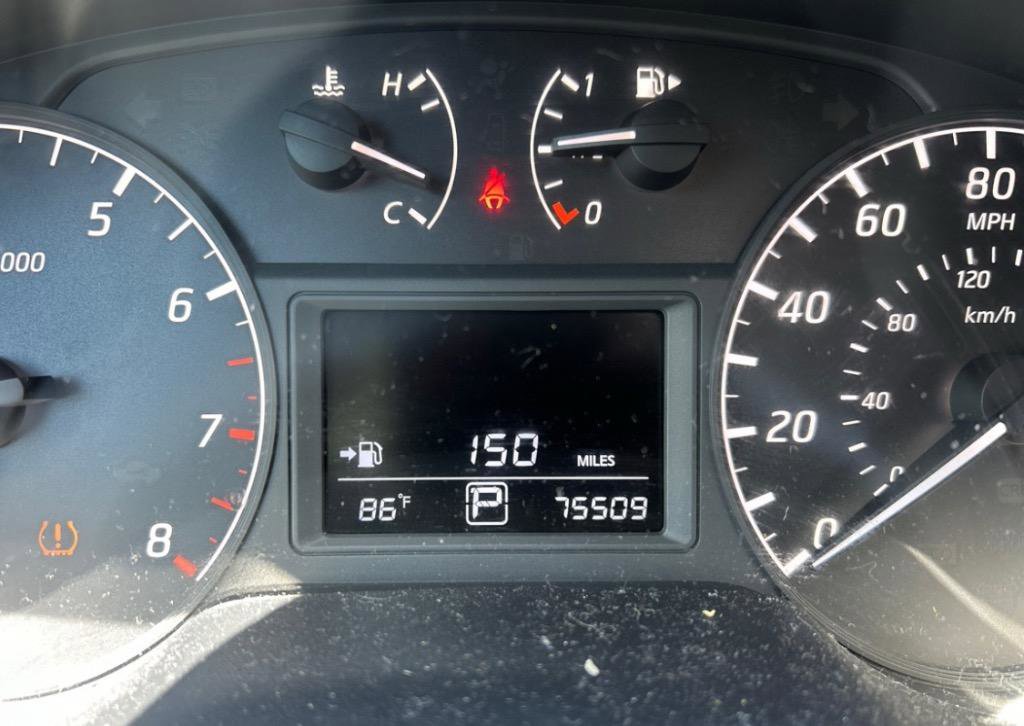 Used 2017 Nissan Sentra S image 11