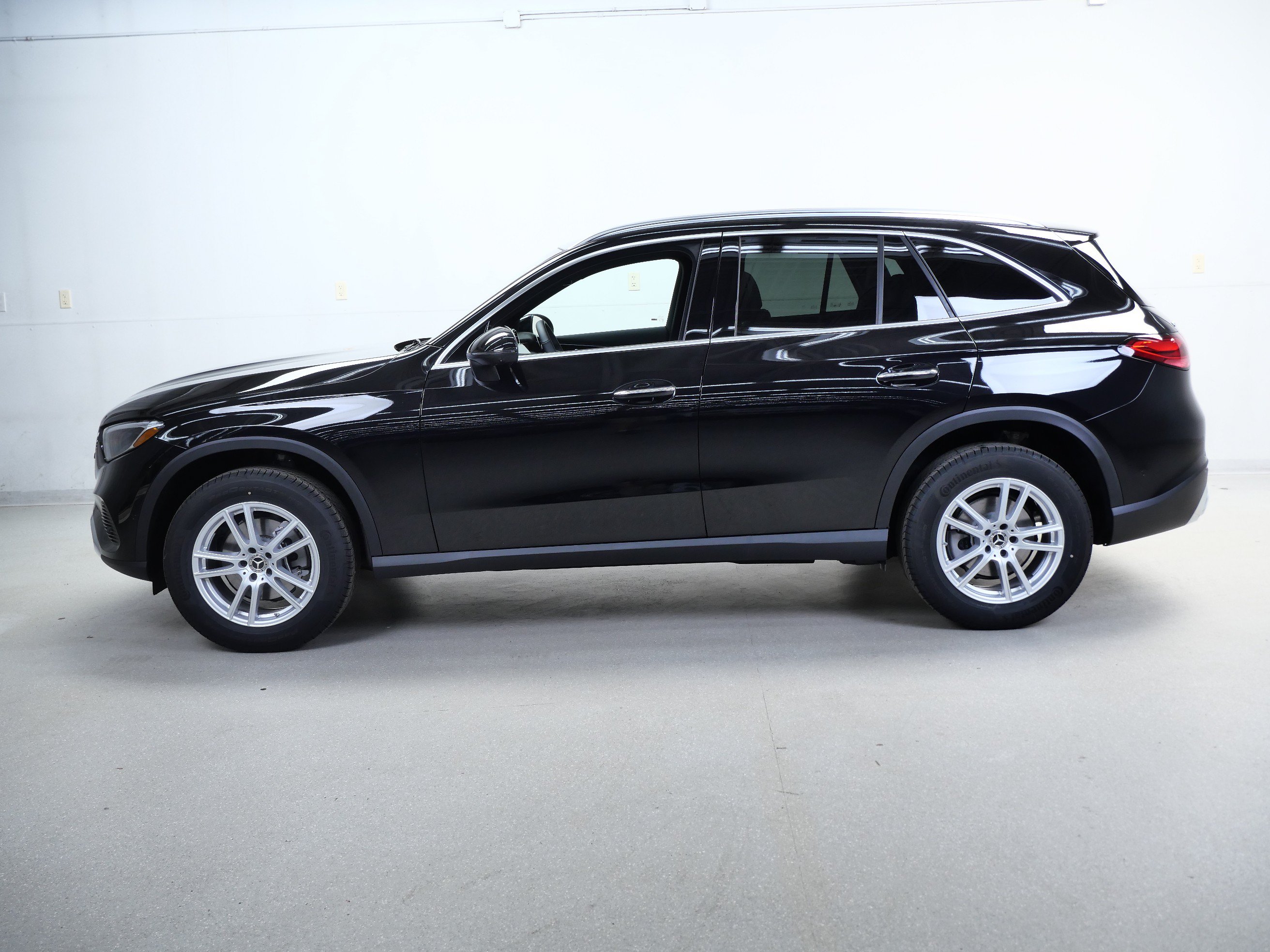 New 2026 Mercedes-Benz GLC 300 4MATIC image 5