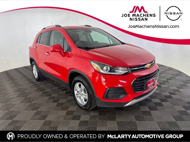 Used 2018 Chevrolet Trax LT w/ Sun & Sound Package AWD/4WD image 1