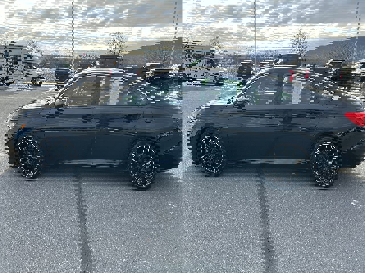 Used 2019 Honda Accord Sport image 4