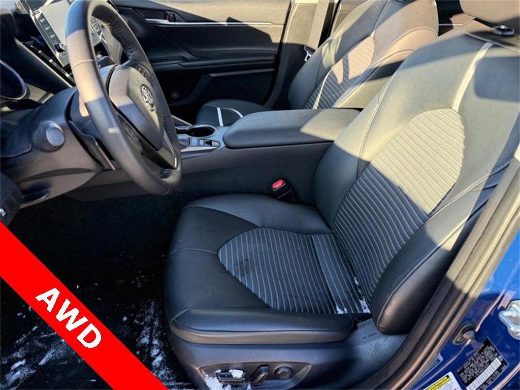 Used 2023 Toyota Camry SE w/ Blackout Package (TMS) image 16