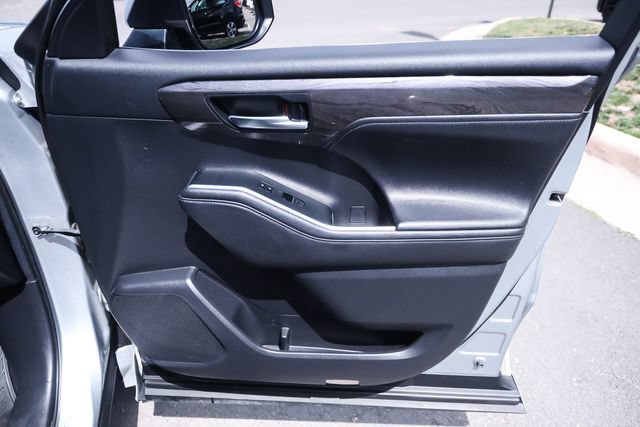 Used 2020 Toyota Highlander Platinum AWD/4WD image 78