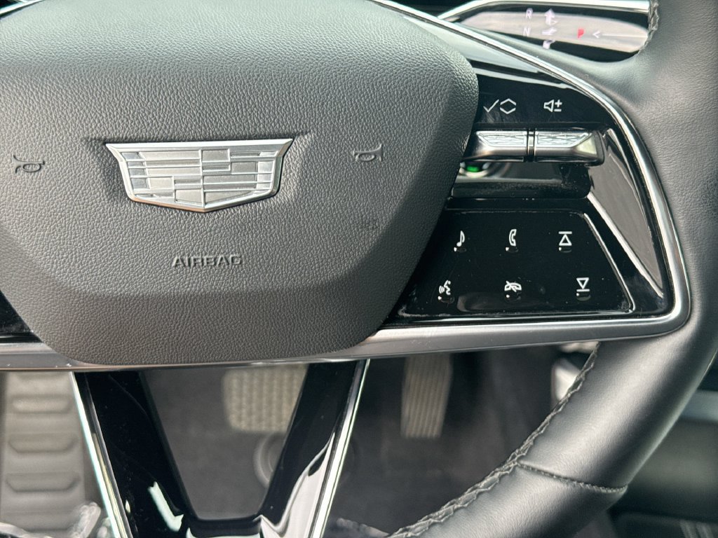 Used 2024 Cadillac Lyriq Luxury RWD image 18