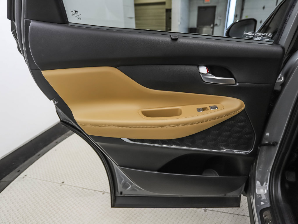 Used 2021 Hyundai Santa Fe Calligraphy AWD/4WD image 19