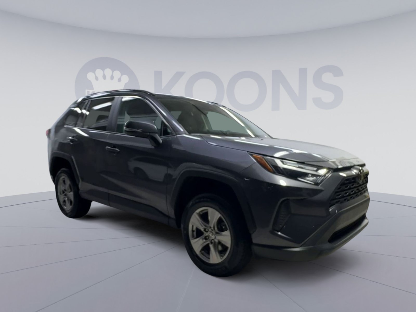 Used 2023 Toyota RAV4 XLE FWD image 2