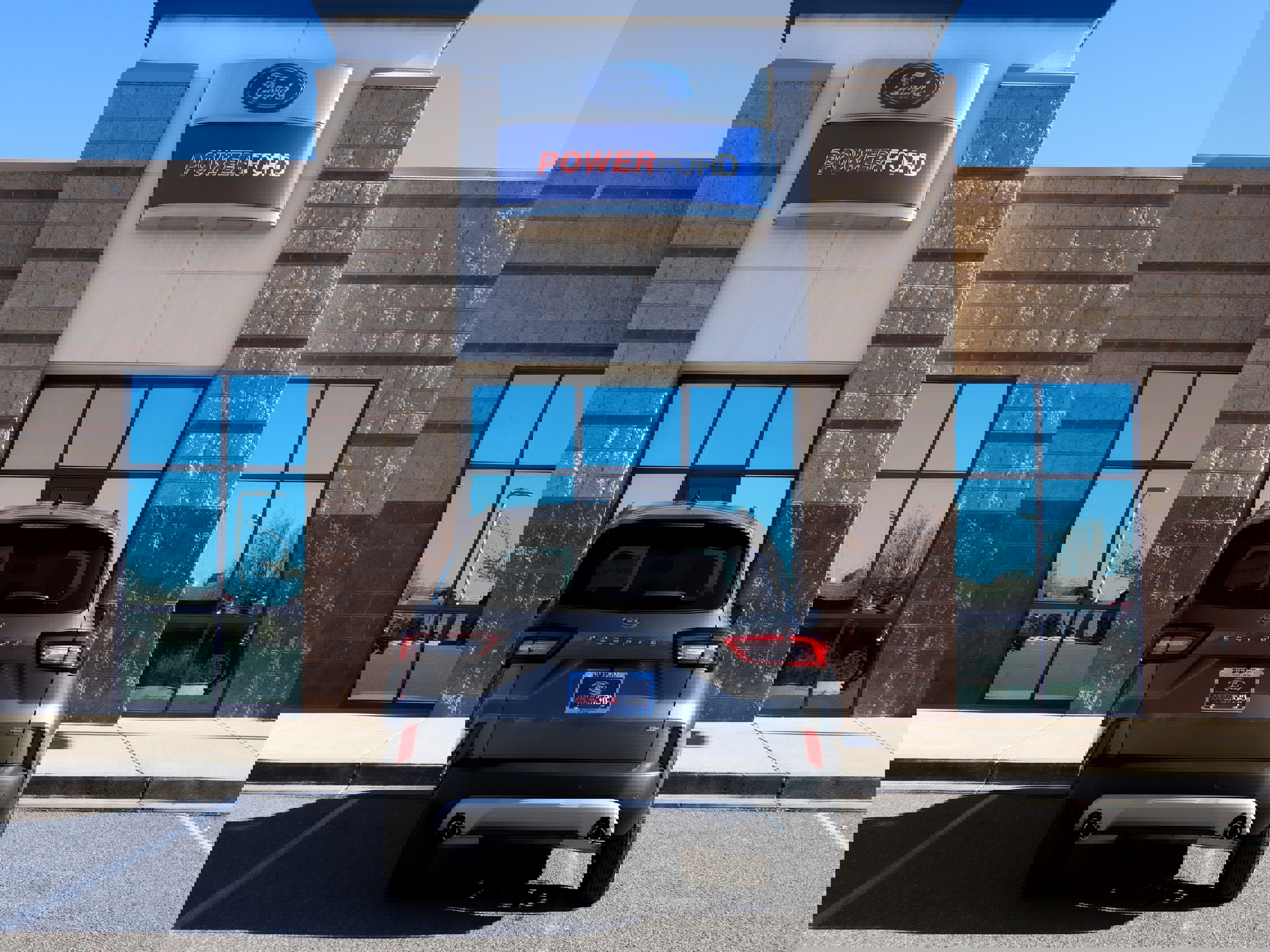 New 2026 Ford Escape SE image 7