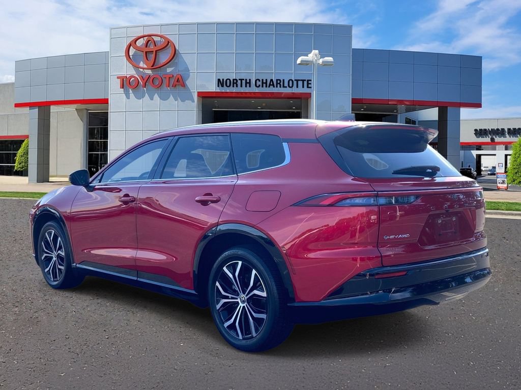 Used 2025 Toyota Crown Signia AWD/4WD image 6
