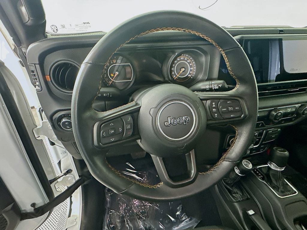 Certified 2025 Jeep Gladiator Mojave w/ Steel Bumper Group image 19