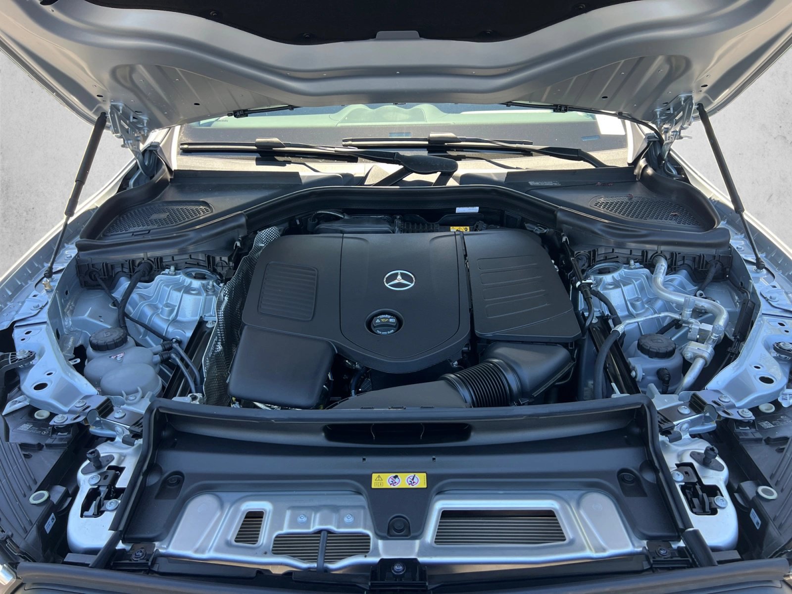 New 2026 Mercedes-Benz GLC 300 4MATIC image 18