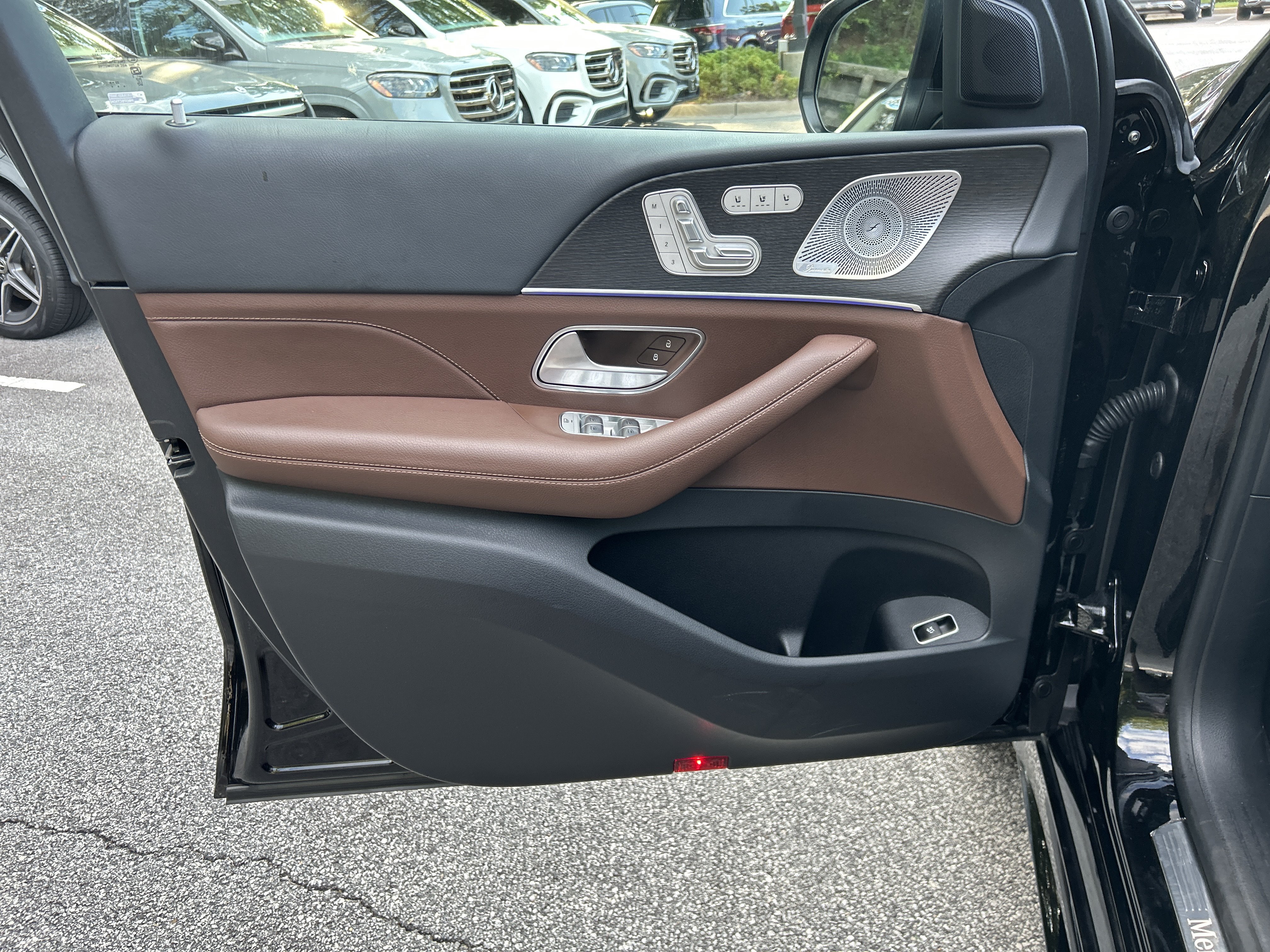 Certified 2024 Mercedes-Benz GLS 450 4MATIC image 18