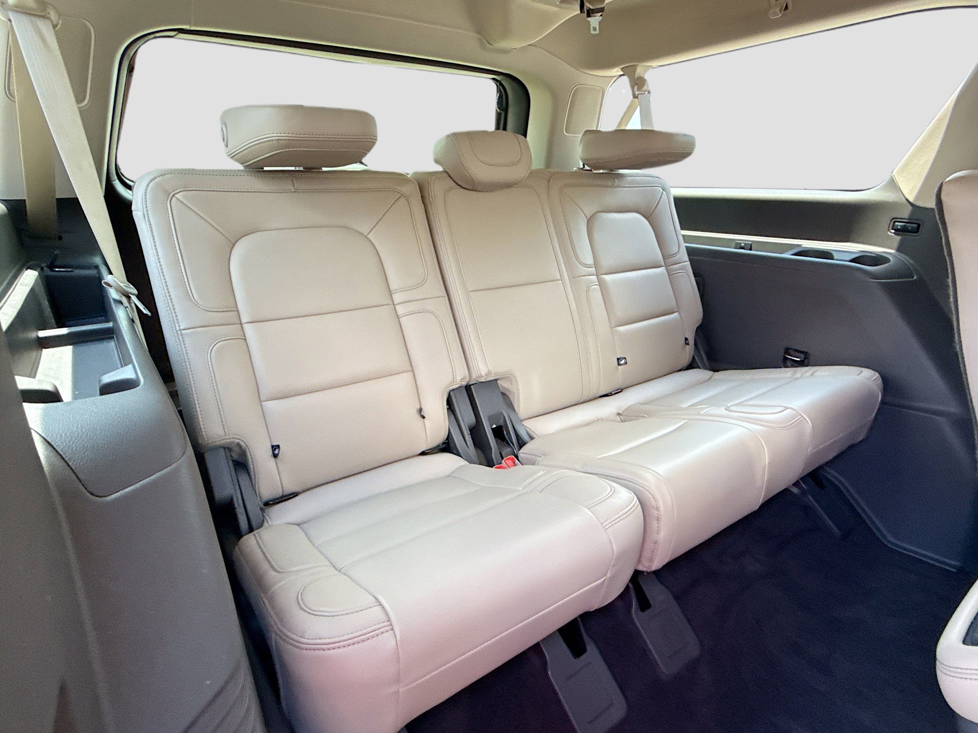 Used 2023 Lincoln Navigator L Reserve AWD/4WD image 20