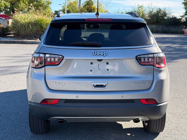 Used 2023 Jeep Compass Limited AWD/4WD image 4