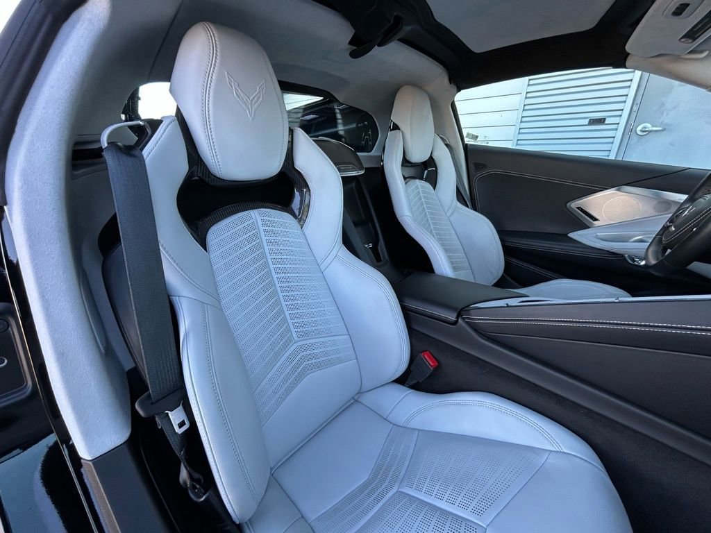 Used 2025 Chevrolet Corvette Stingray Premium Cpe w/ 3LT image 44