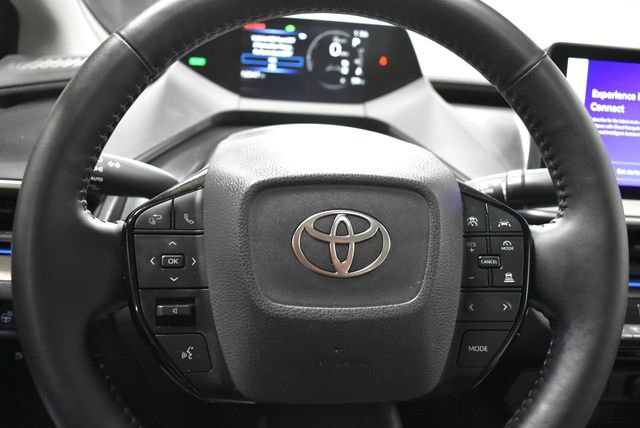 Used 2024 Toyota Prius XLE AWD/4WD image 16