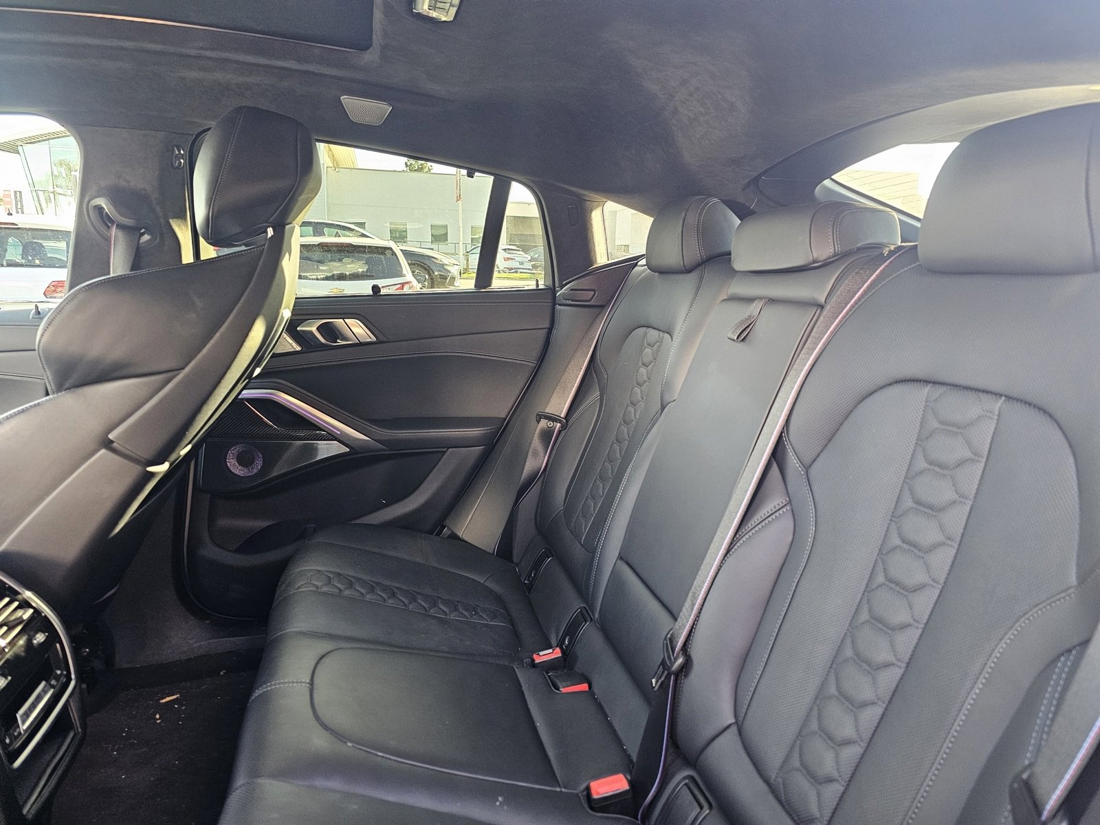 Used 2024 BMW X6 M Competition w/ Executive Package image 8