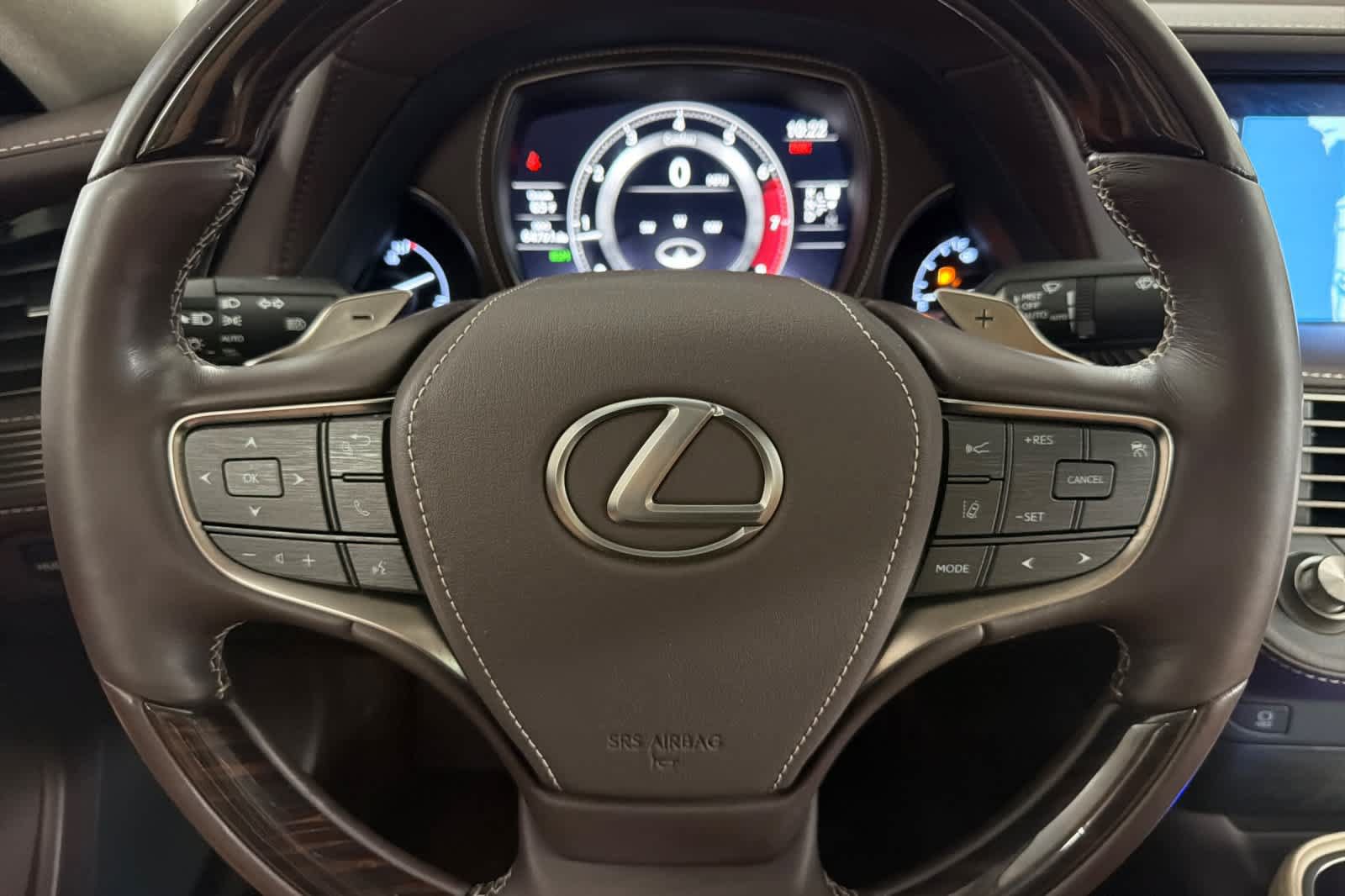Used 2018 Lexus LS 500 AWD w/ Interior Upgrade Package image 23