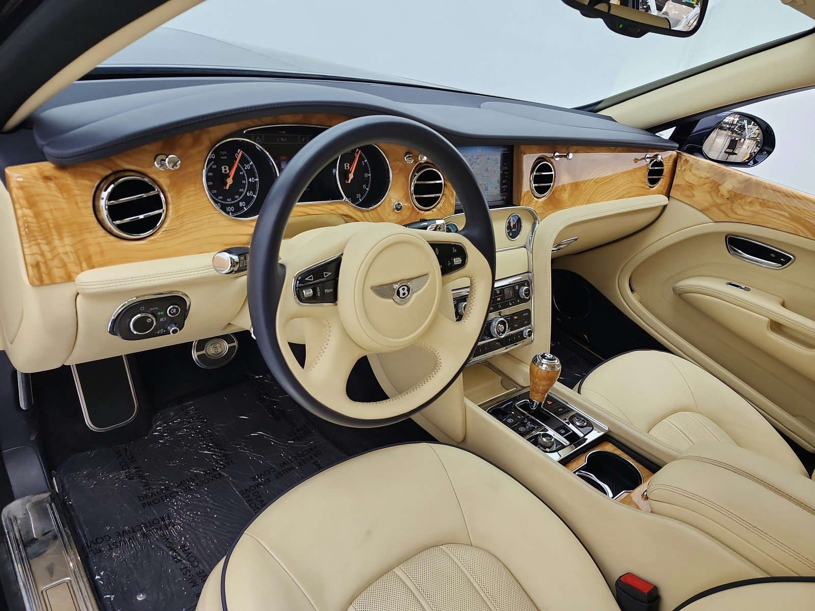 Used 2012 Bentley Mulsanne RWD image 9