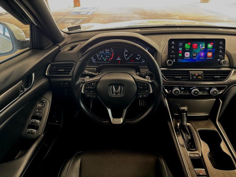 Used 2018 Honda Accord Sport image 17