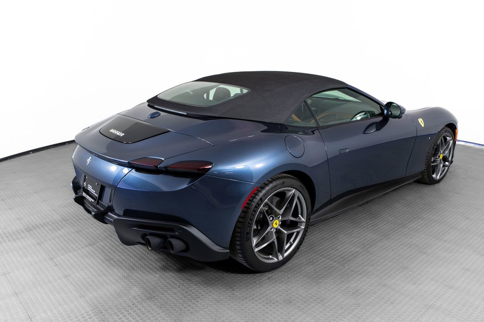 Certified 2025 Ferrari Roma Spider image 17