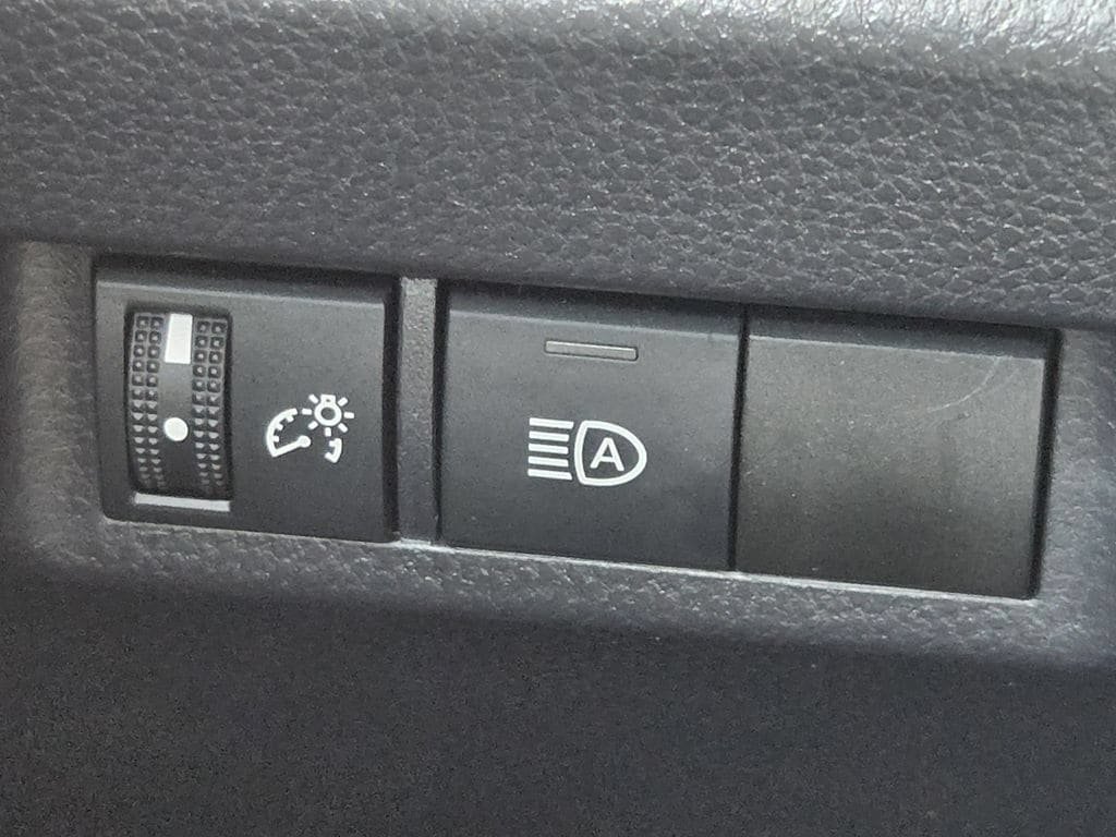 Used 2025 Toyota RAV4 LE FWD image 24