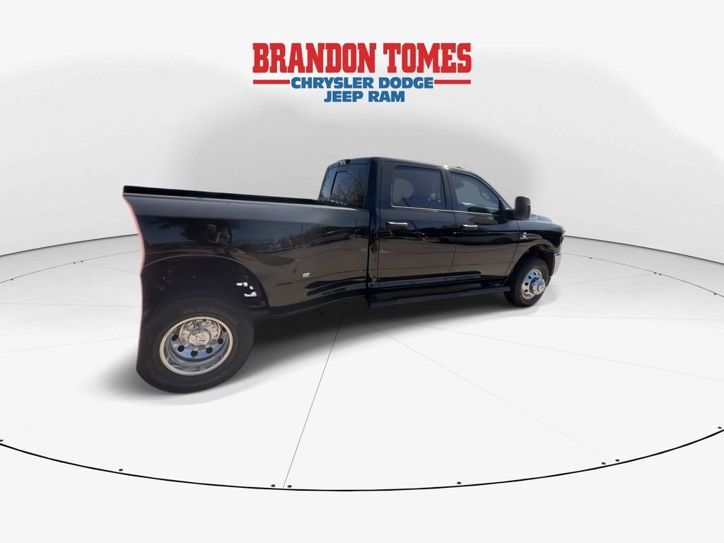 Certified 2026 RAM 3500 Tradesman AWD/4WD image 9