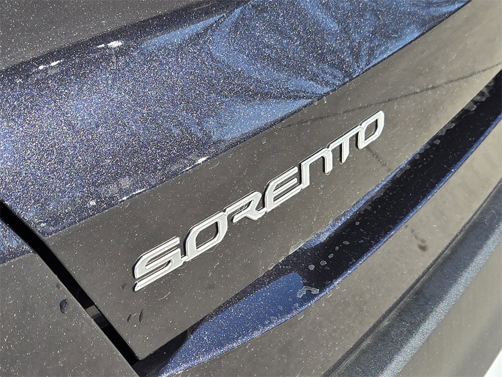 New 2025 Kia Sorento LX image 8