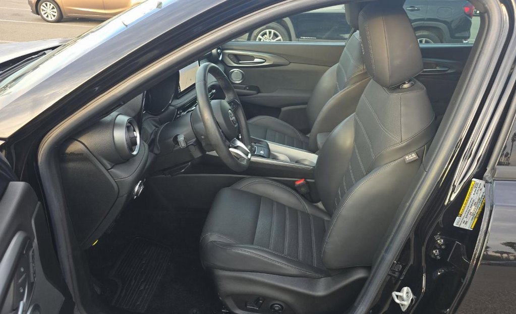 Used 2024 Alfa Romeo Tonale Ti image 7