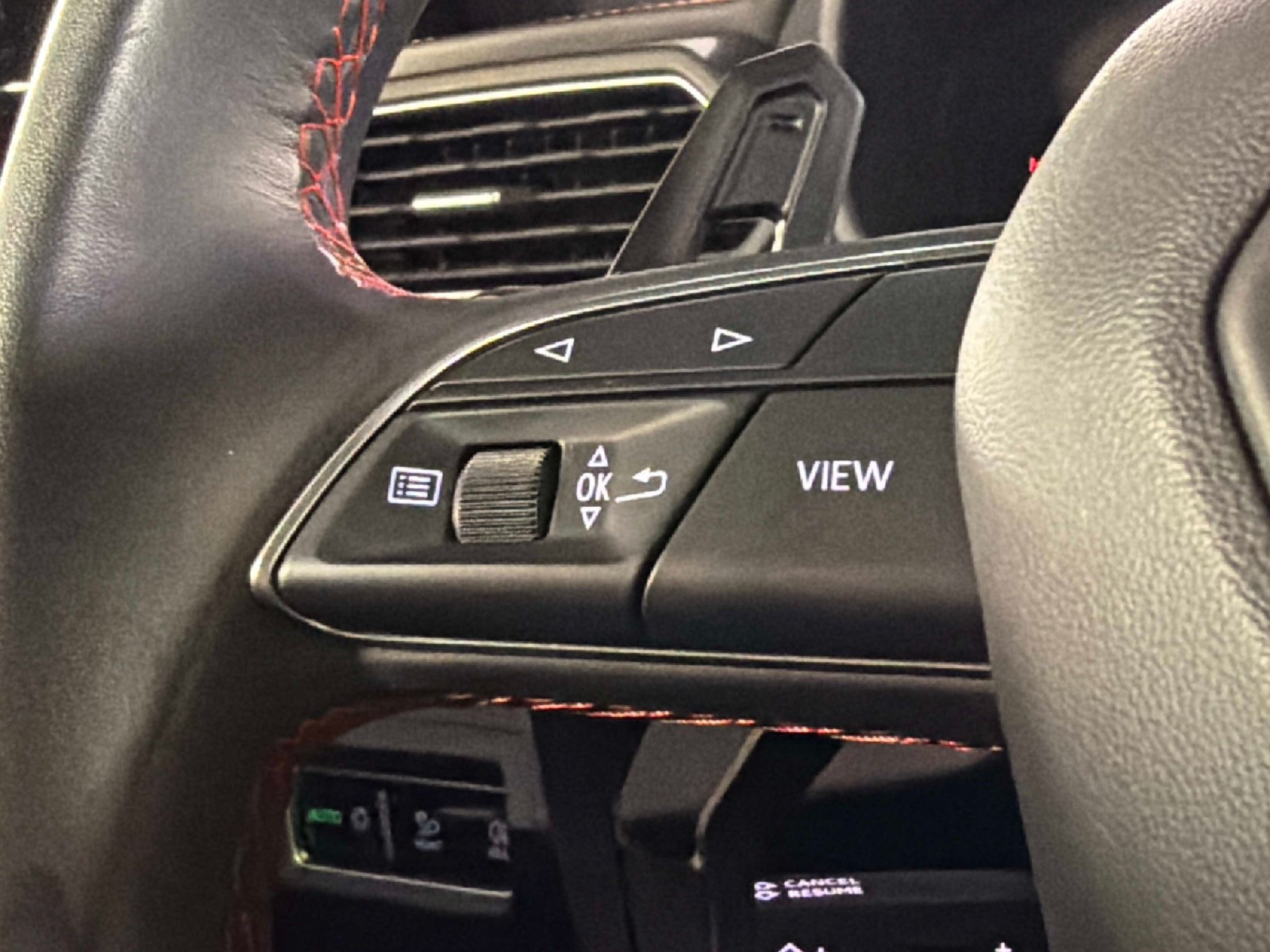 Used 2020 Lamborghini Urus AWD/4WD image 45