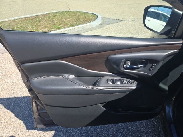 Used 2019 Nissan Murano Platinum AWD/4WD image 18