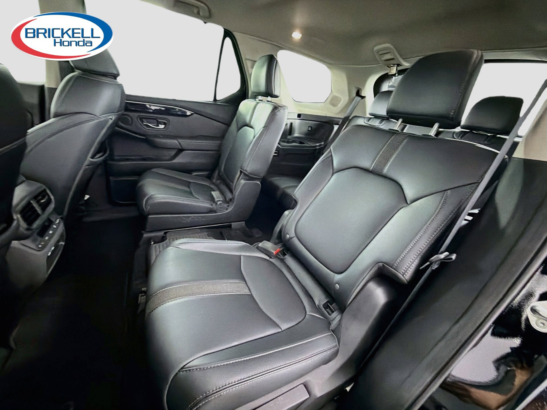 Certified 2023 Honda Pilot Touring image 24