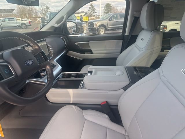 New 2026 Ford Expedition Platinum w/ Driver's Package image 27