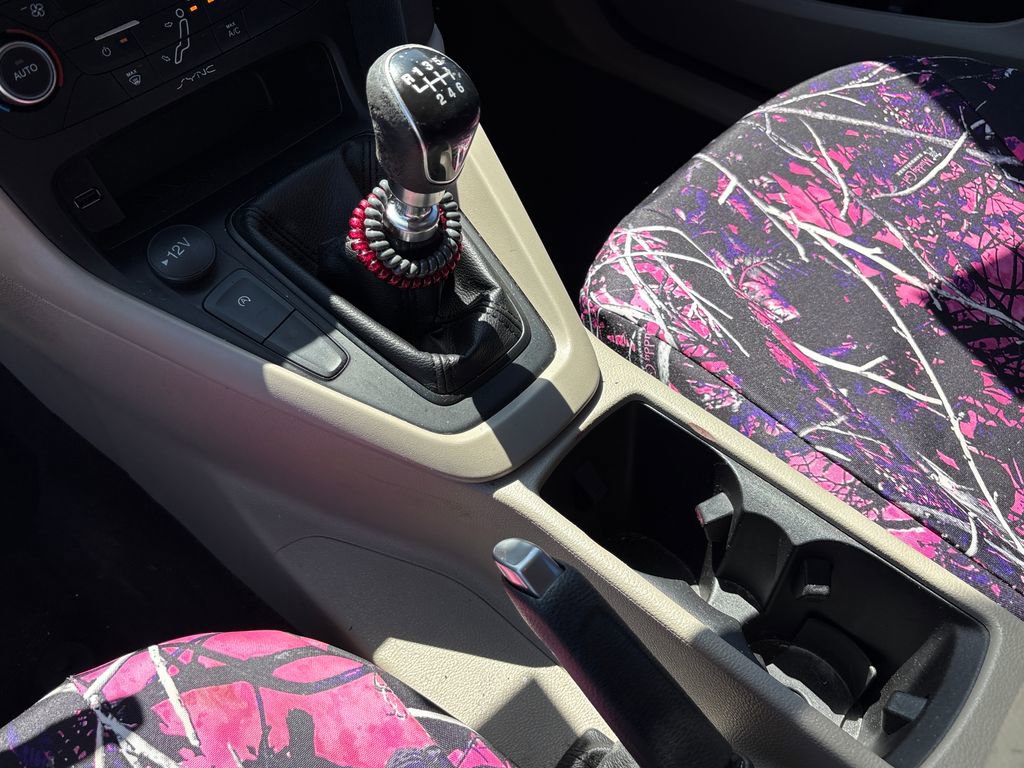 Used 2018 Ford Focus SE FWD image 27