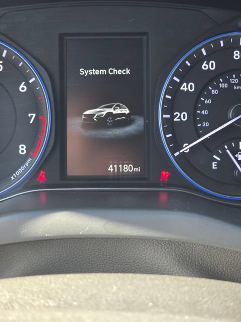 Used 2023 Hyundai Kona SEL AWD/4WD image 16