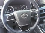 Used 2022 Toyota Highlander Limited image 10